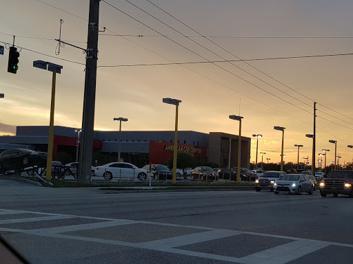 Used Car Dealer «American Car Center», reviews and photos, 8350 Park Blvd N, Seminole, FL 33777, USA