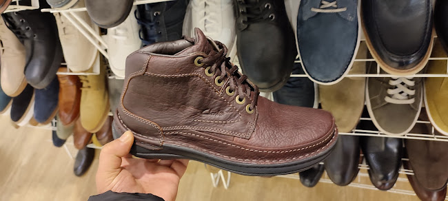 Reviews of Clarks in Cardiff - Shoe store