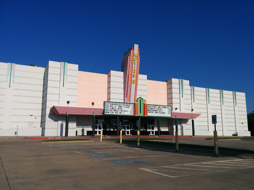 Movie Theater «Cinemark Movies 8», reviews and photos, 420 Oakbend Dr, Lewisville, TX 75067, USA