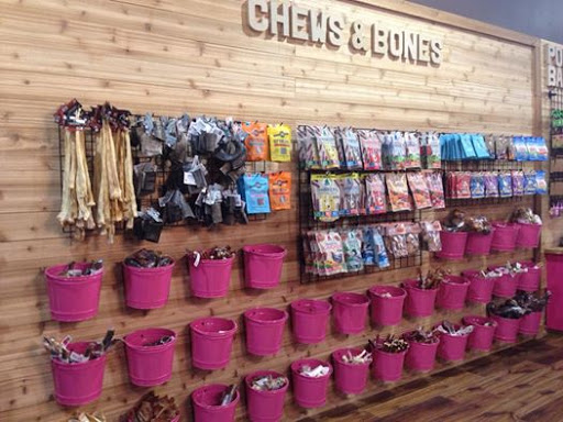 Pet Groomer «Woof Gang Bakery Rockwall», reviews and photos, 832 Steger Towne Rd, Rockwall, TX 75032, USA