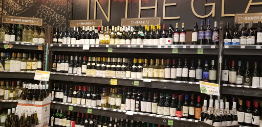 Grocery Store «Whole Foods Market», reviews and photos, 18700 Ventura Blvd #190, Tarzana, CA 91356, USA