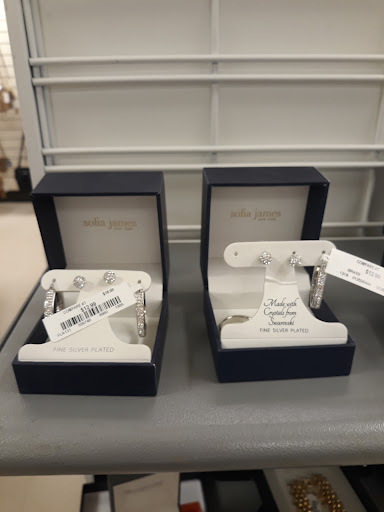 Department Store «Marshalls», reviews and photos, 1158 W Boughton Rd, Bolingbrook, IL 60440, USA