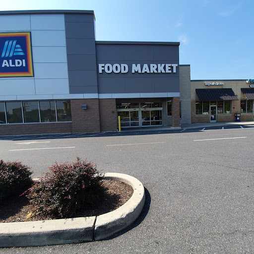 Supermarket «ALDI», reviews and photos, 4034 Jandy Blvd, Nazareth, PA 18064, USA