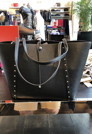 Clothing Store «A/X Armani Exchange», reviews and photos, 760 Collins Ave, Miami Beach, FL 33139, USA