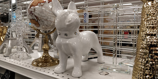 Clothing Store «Ross Dress for Less», reviews and photos, 767 W Grassland Dr, American Fork, UT 84003, USA