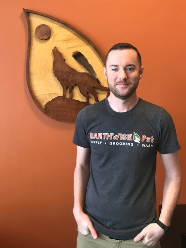 Pet Supply Store «EarthWise Pet Supply», reviews and photos, 4701 Bauer Farm Drive b, Lawrence, KS 66049, USA