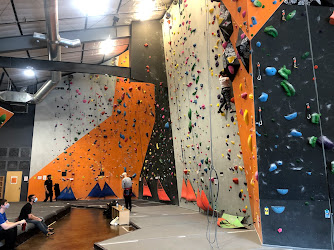 Stone Age Climbing Gym Midtown