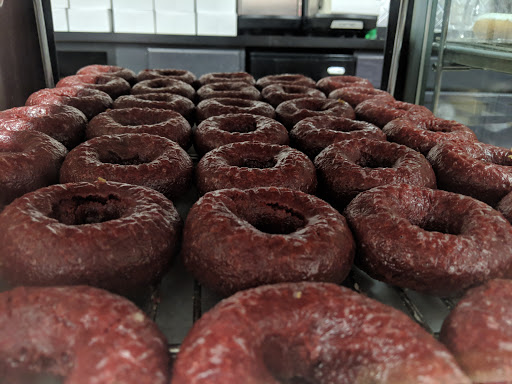 Donut Shop «Lee Donuts», reviews and photos, 124 Peterson Rd, Libertyville, IL 60048, USA