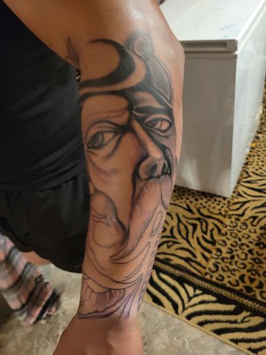 Explore new york giants tattoo ideas, creative tattoo ideas in Espanola, available at Daydreamer Tattoo