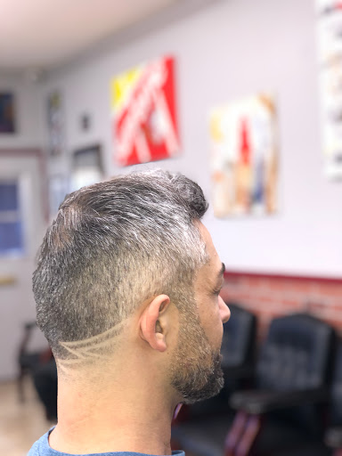 Barber Shop «Buzz Boyz Barber Shop», reviews and photos, 15612 N 32nd St, Phoenix, AZ 85032, USA