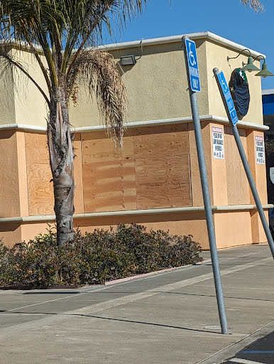 Starbucks image