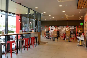 Pizza Hut Alverca image