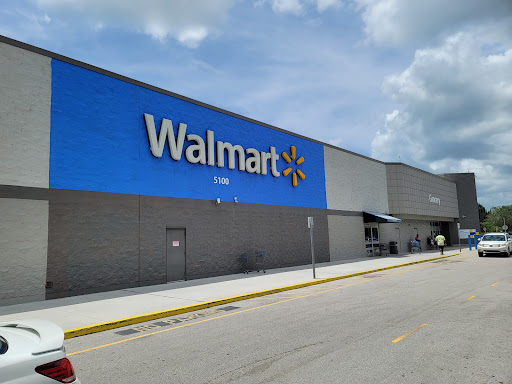 Department Store «Walmart Supercenter», reviews and photos, 5100 Okeechobee Rd, Fort Pierce, FL 34947, USA