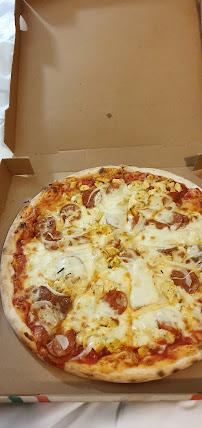 Plats et boissons du Pizzas à emporter Chrono Pizza à La Chapelle-Saint-Luc - n°4