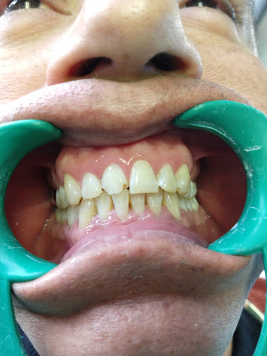 Dentistas León