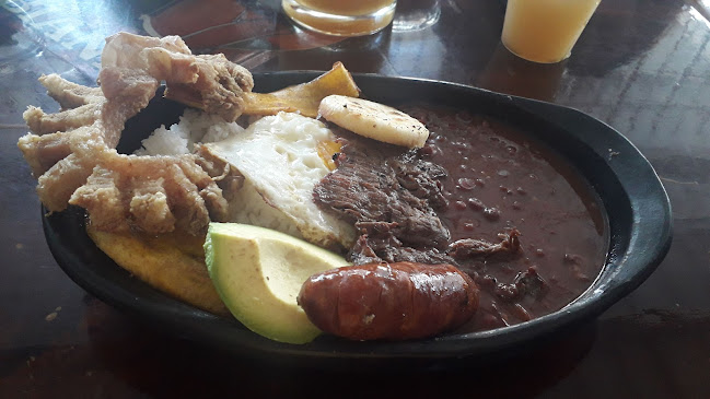 Opiniones de Típicas Colombianas Restaurante en Guayaquil - Restaurante