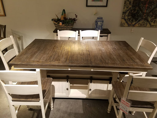 Furniture Store «L Fish Furniture», reviews and photos, 8401 E Washington St, Indianapolis, IN 46219, USA