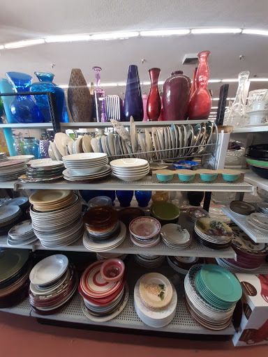 Thrift Store «St. Vincent de Paul Thrift Store & Donation Center, Livermore», reviews and photos