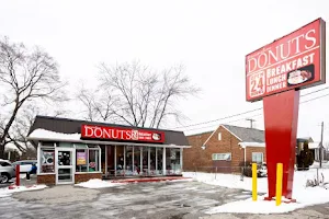 Brownsline Donuts and Breakfast image