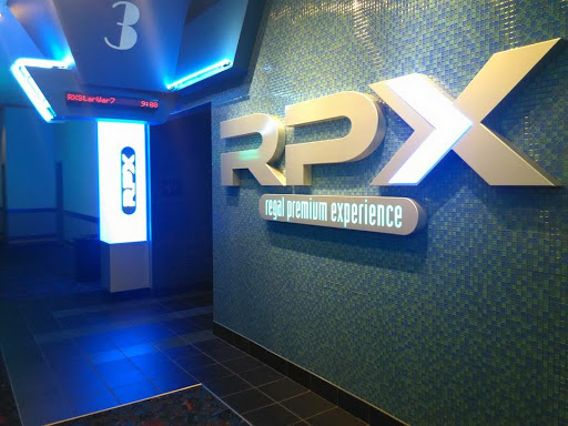 Movie Theater «Regal MacArthur Center Stadium 18 & RPX», reviews and photos, 300 Monticello Ave #330, Norfolk, VA 23510, USA