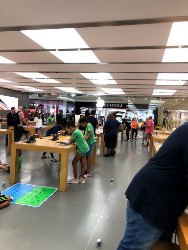 Computer Store «Apple Cumberland Mall», reviews and photos, 1000 Cumberland Mall, Atlanta, GA 30339, USA