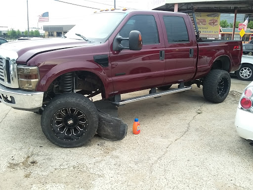 Car Dealer «GIGANTE AUTO GROUP, LLC», reviews and photos, 707 Fort Worth Ave, Dallas, TX 75208, USA