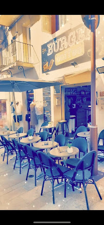Atmosphère du Restaurant Burgercoffee2a à Porto-Vecchio - n°2