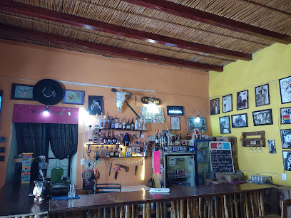 Tlaxkali Bar - Portal Hidalgo 10, Barrio del Centro, 48680 Ejutla, Jal., Mexico