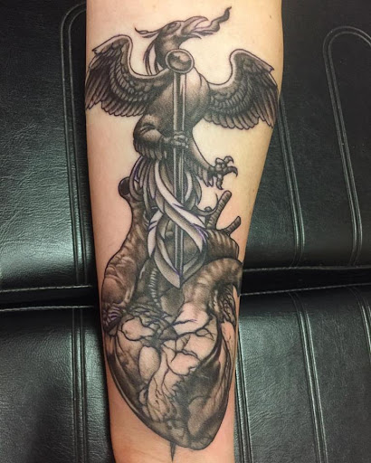 Tattoo Shop «Clockwork Tattoo and Art Gallery», reviews and photos, 315 Main St, Southbridge, MA 01550, USA