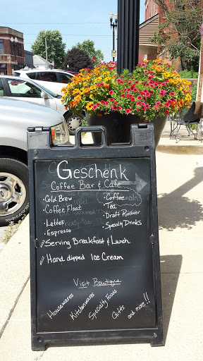 Boutique «Geschenk Boutique», reviews and photos, 228 E Lincoln St, St Joseph, IL 61873, USA