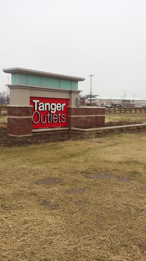 Outlet Mall «Tanger Outlet Columbus», reviews and photos, 400 South Wilson Road, Sunbury, OH 43074, USA