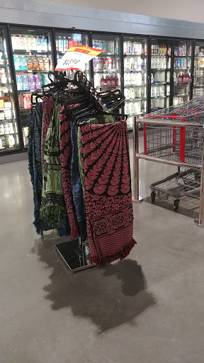 Grocery Store «Sav-Mor Foods», reviews and photos, 570 Solano St, Corning, CA 96021, USA