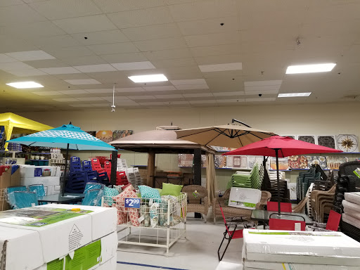 Discount Store «Roses», reviews and photos, 501 Adams Ave, Philadelphia, PA 19120, USA