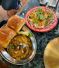 Bhajji aux oignons du Restaurant indien Delhi Bazaar à Paris - n°7