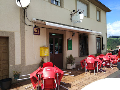 Casa Martín Restaurante - Calle Luciernas, S/N, 33874 Luciernas, Asturias, Spain