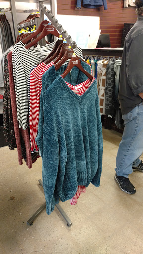 Clothing Store «Uptown Cheapskate», reviews and photos, 1830 York Rd, Timonium, MD 21093, USA