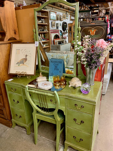 Thrift Store «Empty the Nest», reviews and photos, 8812 7th Ave N, Golden Valley, MN 55427, USA