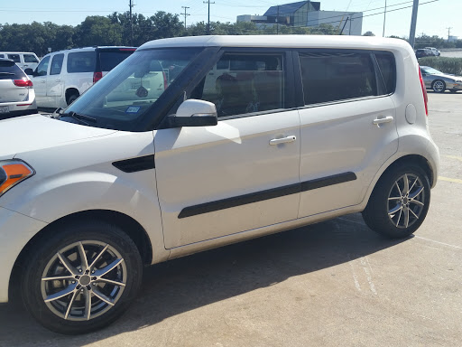 Tire Shop «Discount Tire Store - Hill Country Village, TX», reviews and photos, 15703 San Pedro Ave, Hill Country Village, TX 78232, USA