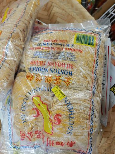 Asian Grocery Store «Lily Market», reviews and photos, 11001 NE Halsey St, Portland, OR 97220, USA