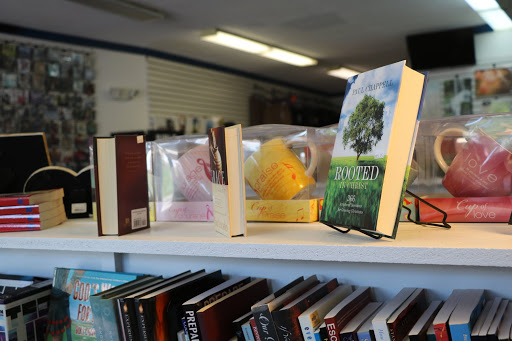 Christian Book Store «El Camino Christian Book Store», reviews and photos, 8 E Main St, Plainville, CT 06062, USA