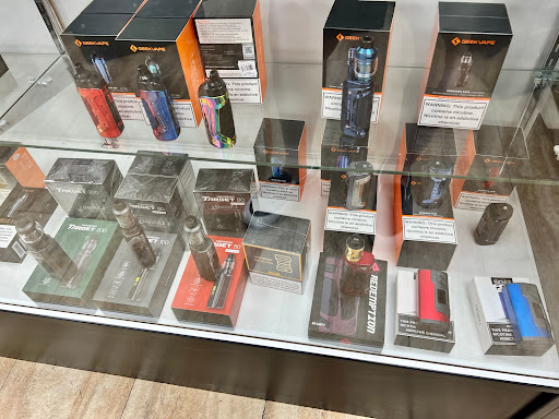 Tobacco Shop «Smoke Hut Smoke Shop», reviews and photos, 11902 Blue Ridge Boulevard g, Grandview, MO 64030, USA