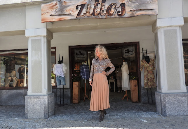 zitlos Jeans & Fashion - Bekleidungsgeschäft