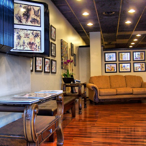 Tattoo Shop «The Pittsburgh Tattoo Studio», reviews and photos, 2895 W Liberty Ave, Pittsburgh, PA 15216, USA