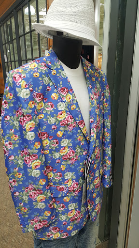 Shopping Mall «Marketplace Mall», reviews and photos, 2101 Peters Creek Pkwy, Winston-Salem, NC 27127, USA