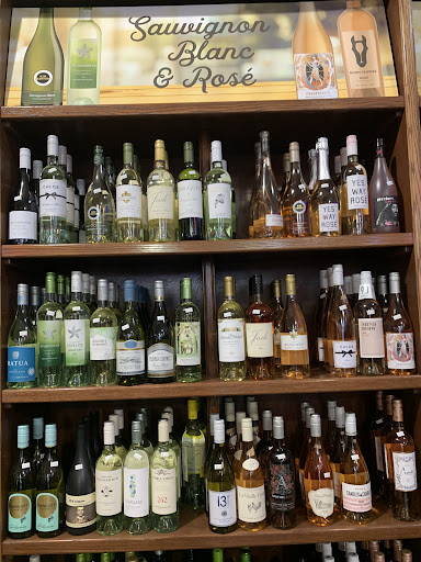 Party Store «Cornersburg Party Shop», reviews and photos, 3727 Tippecanoe Rd, Youngstown, OH 44511, USA