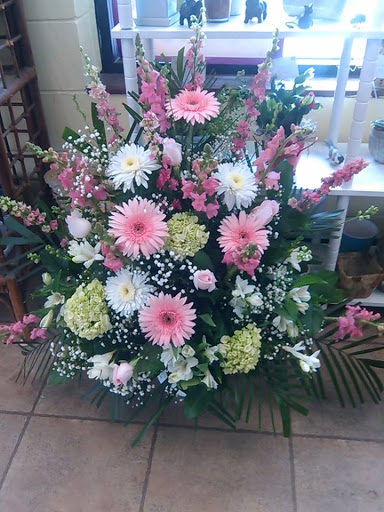 Florist «Forget-Me-Not Florist», reviews and photos, 1083 Park Ave, Cranston, RI 02910, USA