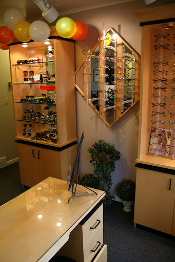 Eye Care Center «Family Vision Care Center», reviews and photos, 205 Lake Ave, Saratoga Springs, NY 12866, USA