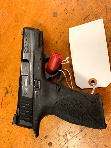 Gun Shop «Bergen Sporting Goods», reviews and photos, 649 Bergen Blvd, Ridgefield, NJ 07657, USA