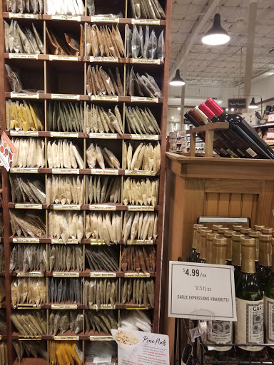 Grocery Store «The Fresh Market», reviews and photos, 5920 Red Bug Lake Rd, Winter Springs, FL 32708, USA