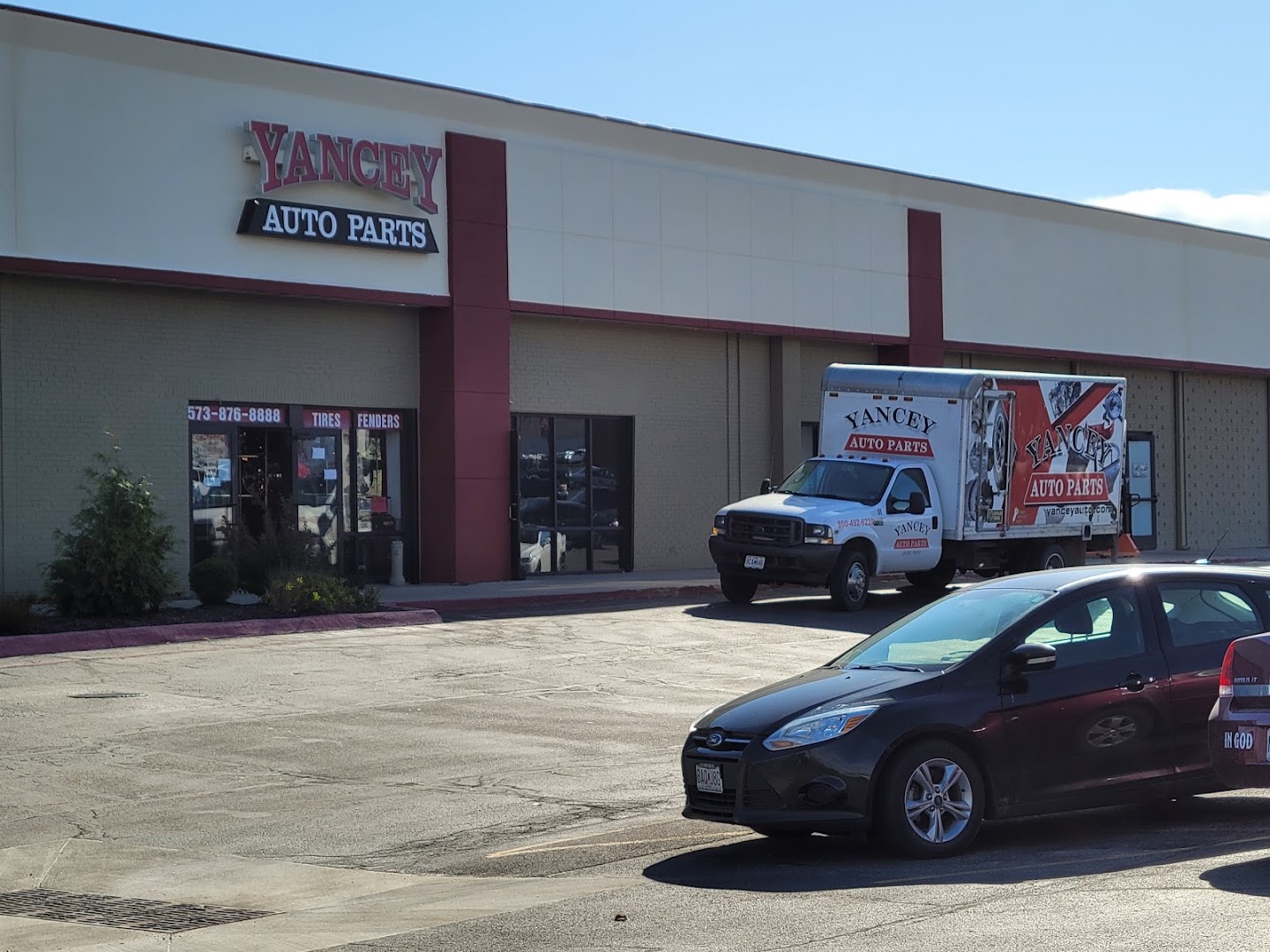 Auto parts store In Columbia MO 